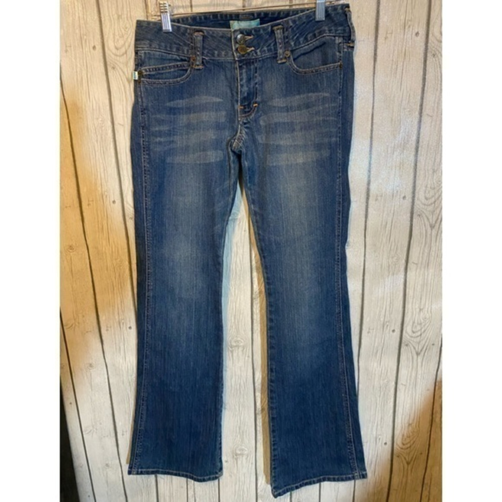 Hollister Vintage 90’s Y2K‎ Flared Mid Rise Jeans Size 7